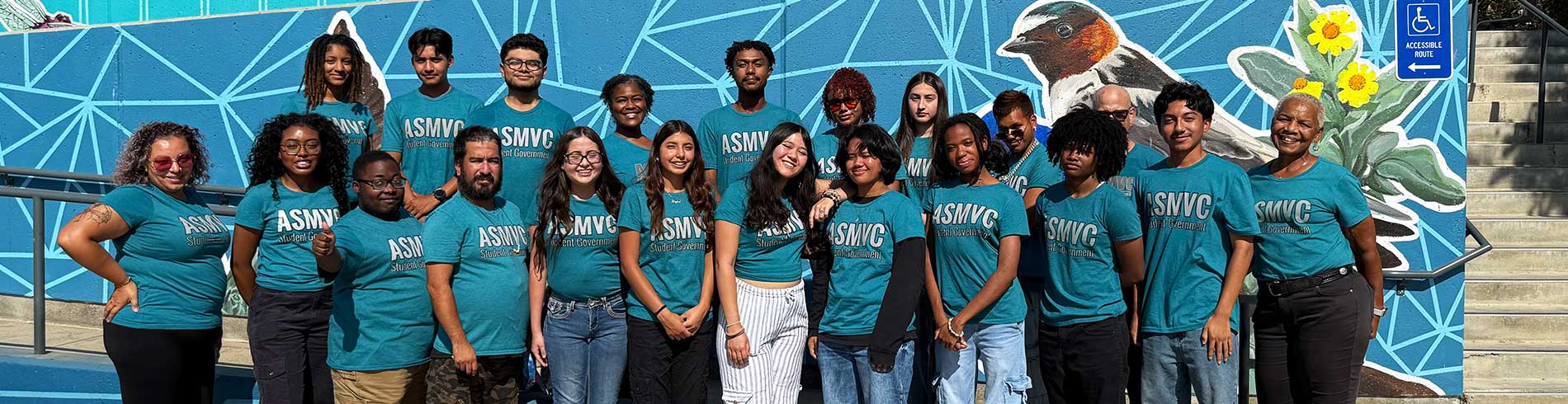 Banner Image featuring ASMVC students